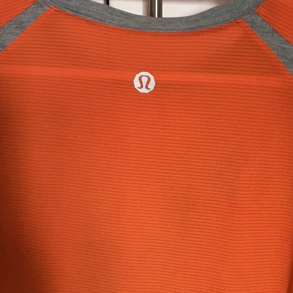 Lululemon Mens Athletic Shirt Size L with Old Logo - Picture 11 of 11